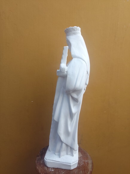 Santa Helena - 60 Cm. Gesso Cru. sem Pintura