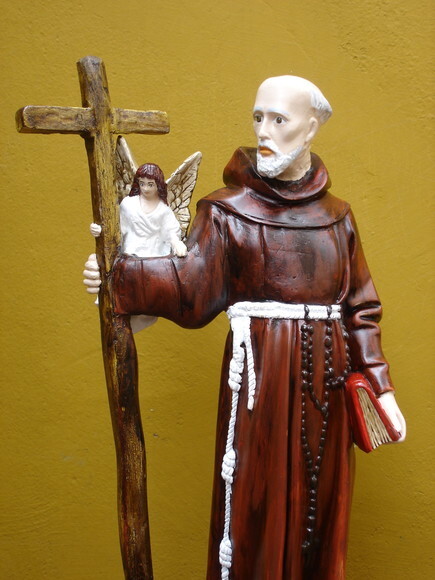 São Pedro de Alcântara com a Cruz e o Anjo