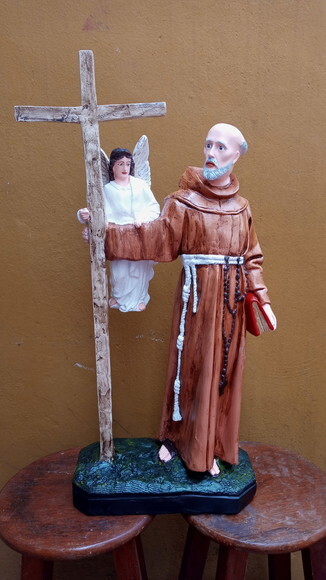 São Pedro de Alcântara com a Cruz e o Anjo