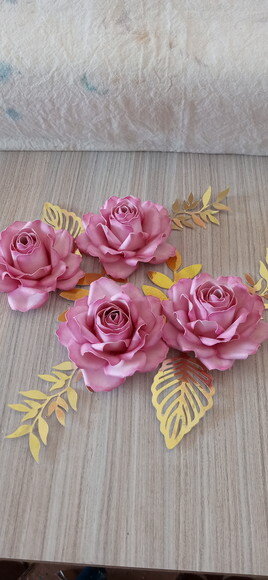 Flores Realistas - Rosas