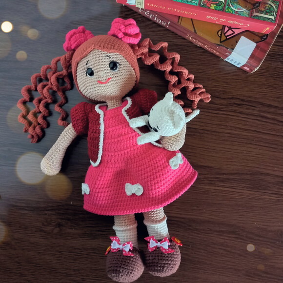 Boneca de Crochê em Amigurumi