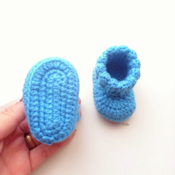 Conjunto Inverno Touca e Sapatinho de Crochê para Bebê Menin