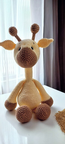 Girafa de Crochê Amigurumi para Decoração Coleção Safári