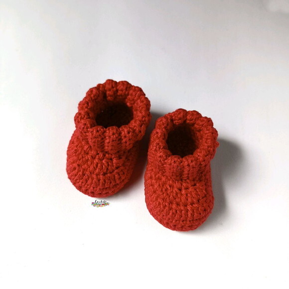 Kit de Crochê Conjunto de Sapatinho e Touca para Bebê