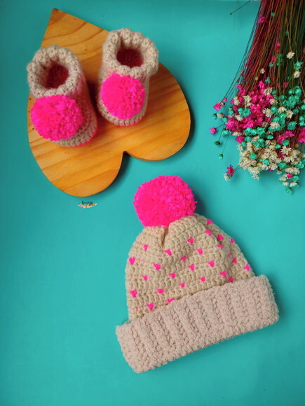 Kit Personalizado Sapatinho de Crochê para Bebê Menina
