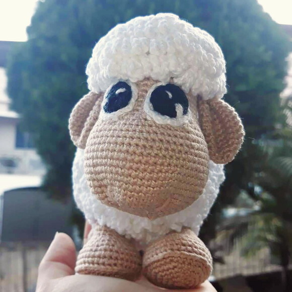 Ovelha Amigurumi Crochê