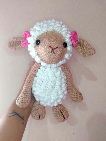 Ovelha de Crochê Amigurumi