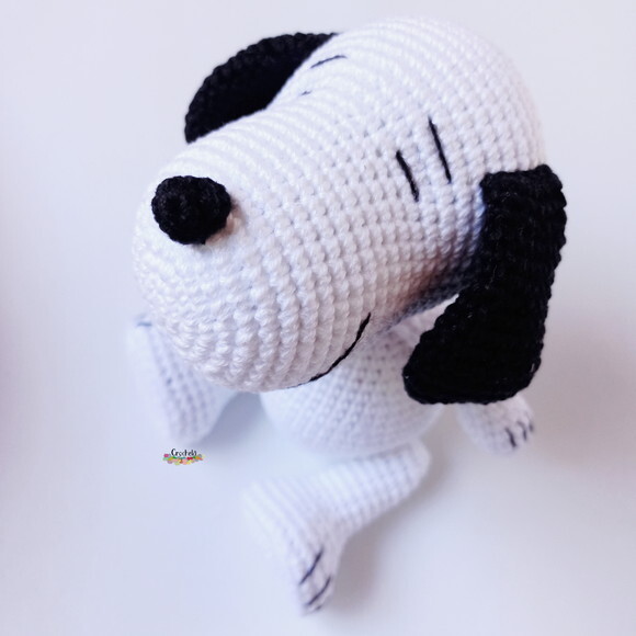 Snoopy Personagem de Crochê Amigurumi