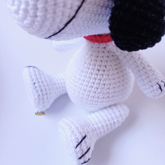 Snoopy Personagem de Crochê Amigurumi