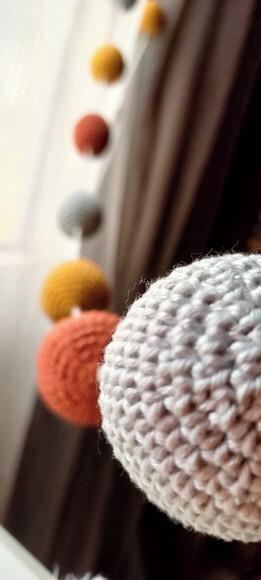 Varal de Bolinhas em Croche para Decoração