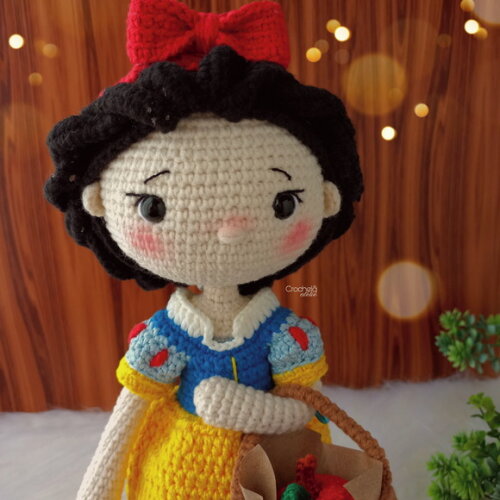 Boneca Personagem Branca de Neve Personalizada