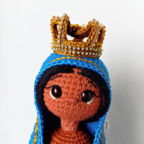 Santinha Nossa Senhora Aparecida de Crochê Amigurumi