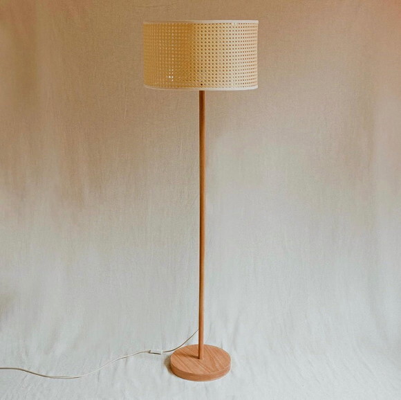 Luminária Minimalista de Piso
