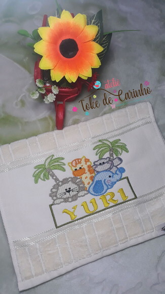 *Kit 4 Toalhinhas Escolar Bordada.