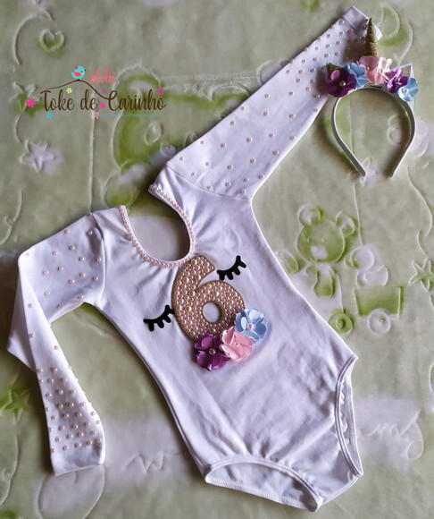 Body + Tiara tema Unicórnio.