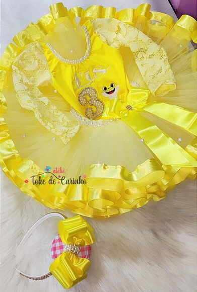 Fantasia baby Shark Tamanho 1 ou 2 Anos.