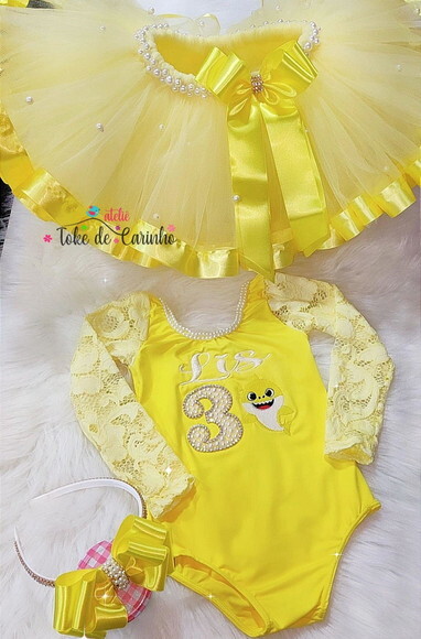 Fantasia baby Shark Tamanho 1 ou 2 Anos.