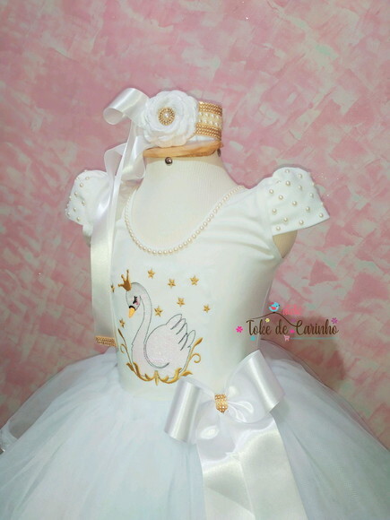 Fantasia bailarina Cisne Branco. Tamanho 4 ou 6
