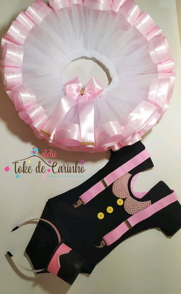 Fantasia mundo Bita + Kit Pai E Mãe.