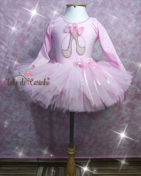 Fantasia Bailarina. Tamanho 4 ou 6 Anos.