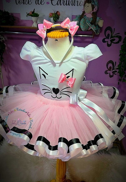 Fantasia Infantil Tema gatinha. Tamanho 3 até 6 Anos.
