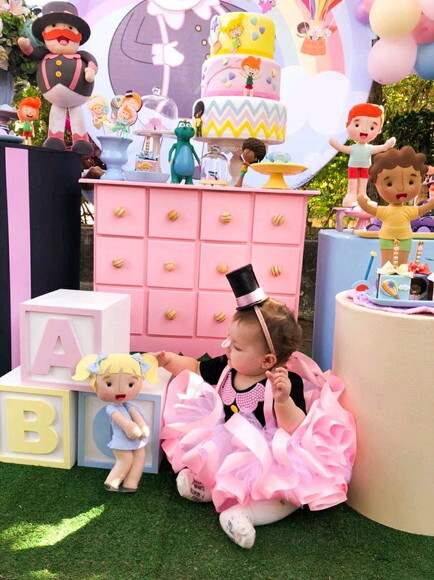 Fantasia Infantil Tema mundo Bita. Tamanho 1 ou 2 Anos.