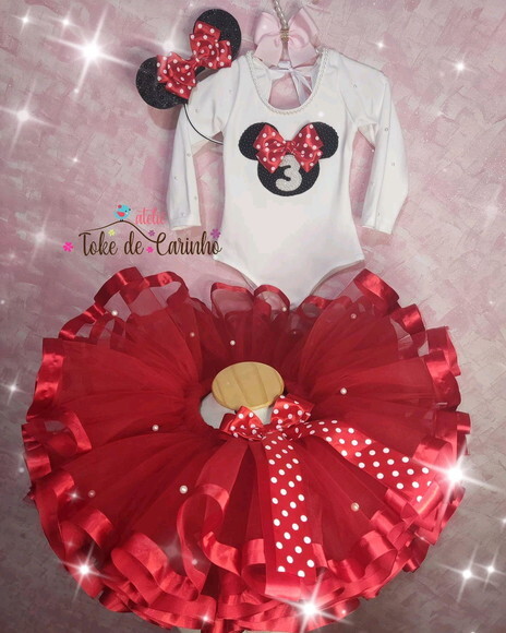 Fantasia Minnie. Tamanho 1 ou 2 .