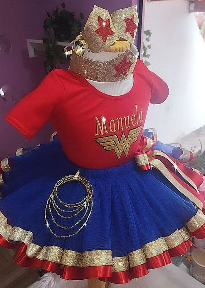 Fantasia Mulher Maravilha. Tamanho 1 ou 2 Anos.