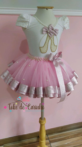 Fantasia tema Bailarina Luxo. Tamanho 1 ou 2 anos
