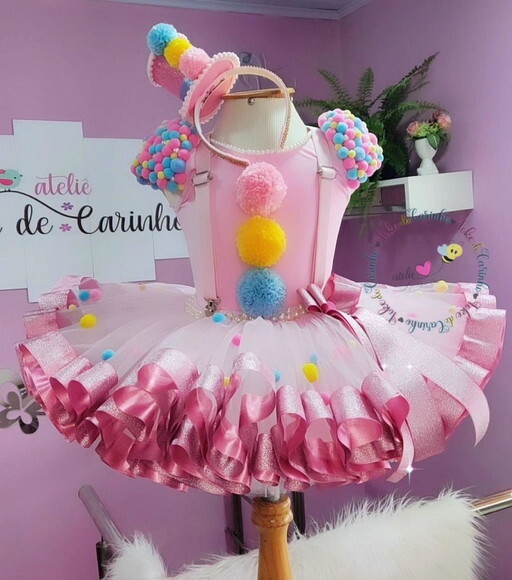 Fantasia Tema circo/palhaçinha. Tamanho 1 ou 2 Anos.