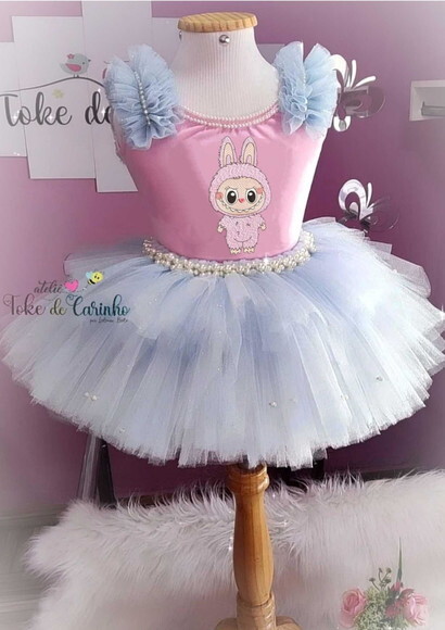 Fantasia/look Tema labubu. Tamanho 3 até 6 Anos.