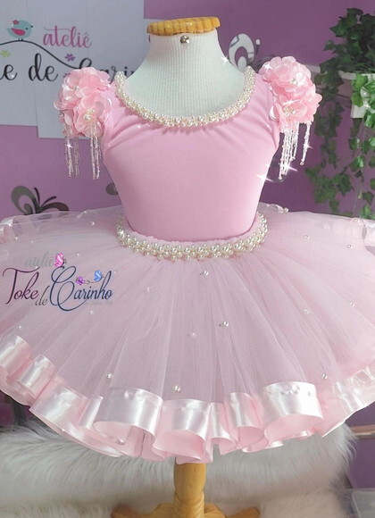 Look Bailarina Luxo com Sapatilha. Tamanho 3 até 6 Anos.