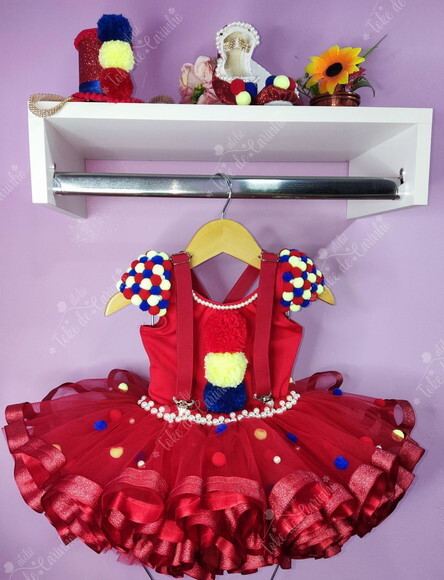 Look Completo Tema circo. Tamanho 4 ou 6 Anos.