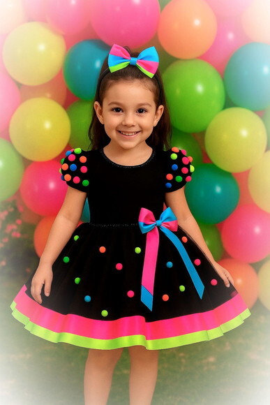 Look de Festa neon. Tamanho 7 a 10 Anos.