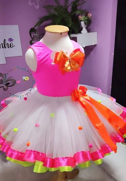 Look de Festa neon. Tamanho 8 ou 10 Anos.