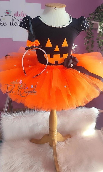 Look Heloween .tamanho 8 ou 10 Anos.