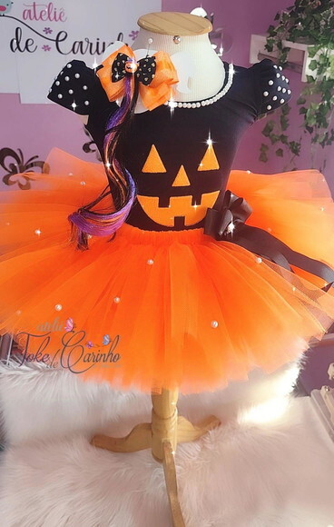 Look Heloween .tamanho 8 ou 10 Anos.