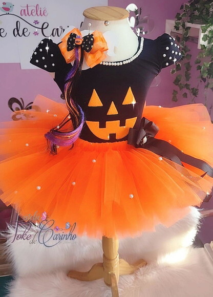 Look Heloween .tamanho 8 ou 10 Anos.
