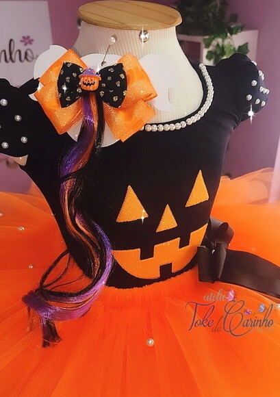 Look Heloween .tamanho 8 ou 10 Anos.