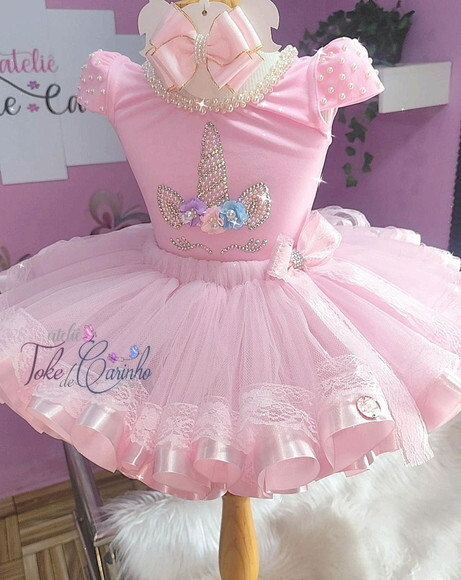 Look/fantasia Luxounicórnio. Tamanho 4 ou 6 Anos.