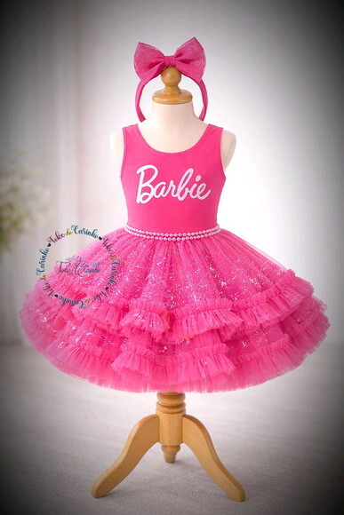 Look/fantasia Tema barbie Luxo. Tamanho 3 até 6.