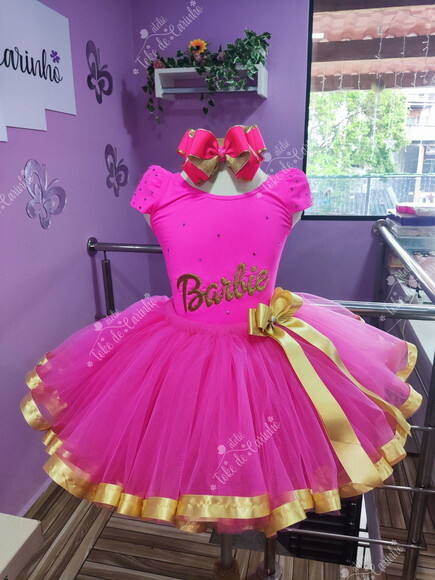 Look/fantasia Tema barbie. Tamanho 4 ou 6.