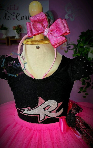 Look/fantasia Tema emilly Vick. Tamanho 3 até 6 Anos.
