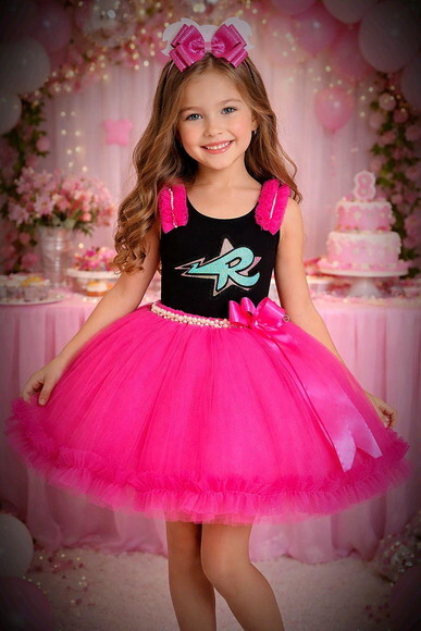 Look/fantasia Tema emilly Vick. Tamanho 7 até 10 Anos.