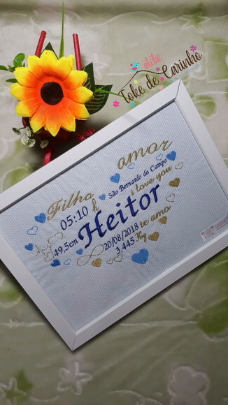 Quadro Dados Nascimento Bebê Bordado.