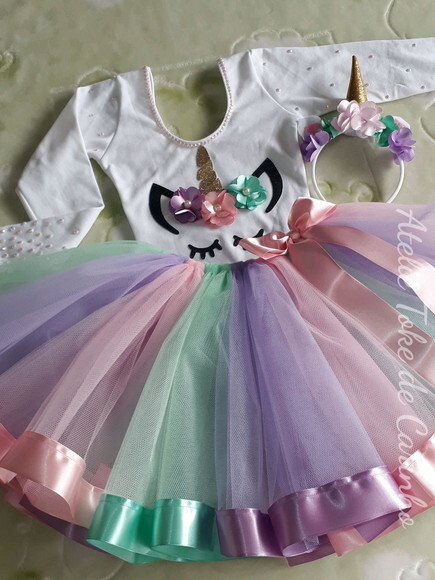 Roupa de Festa unicórnio. Tamanho 4 ou 6 Anos