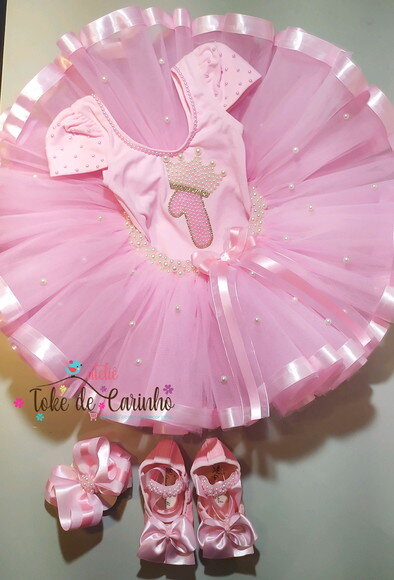 Fantasia Infantil princesa Completa. Tamanho 4 ou 6 Anos.