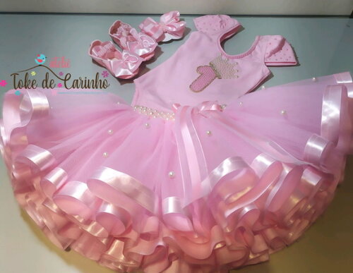 Fantasia Infantil "princesa" Completa. Tamanho 4 ou 6 Anos.