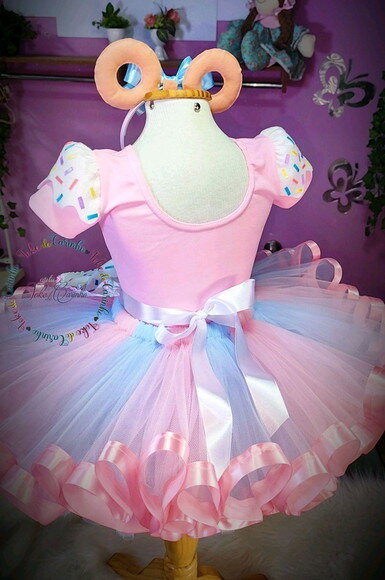 Fantasia Minnie Confeitaria. Tamanho 3 a 6 Anos.