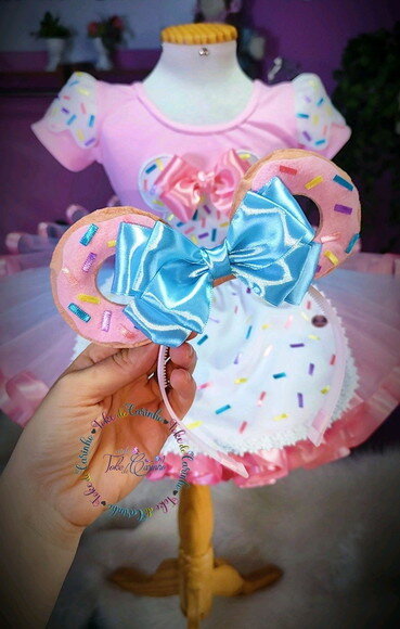 Fantasia Minnie Confeitaria. Tamanho 3 a 6 Anos.